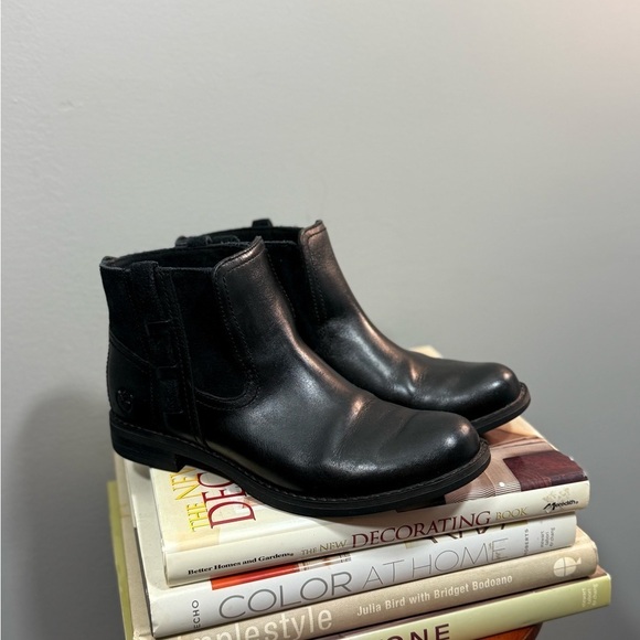 Timberland Black Leather Women’s Boots Size 6.5 main image 8